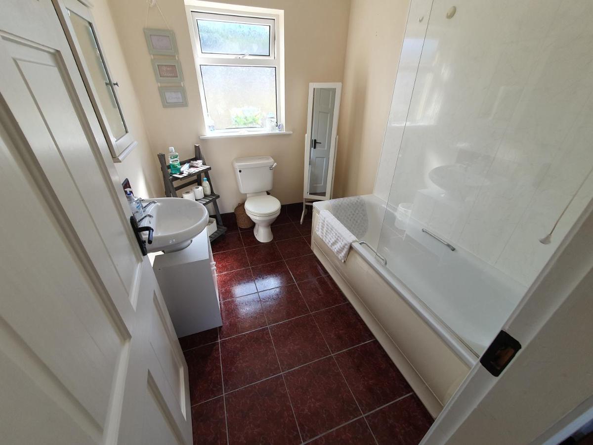 Quiet 2-Bedroom Buncrana Home Exterior foto
